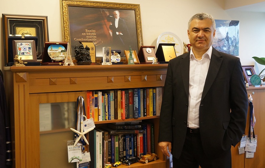 Özgeçmiş
